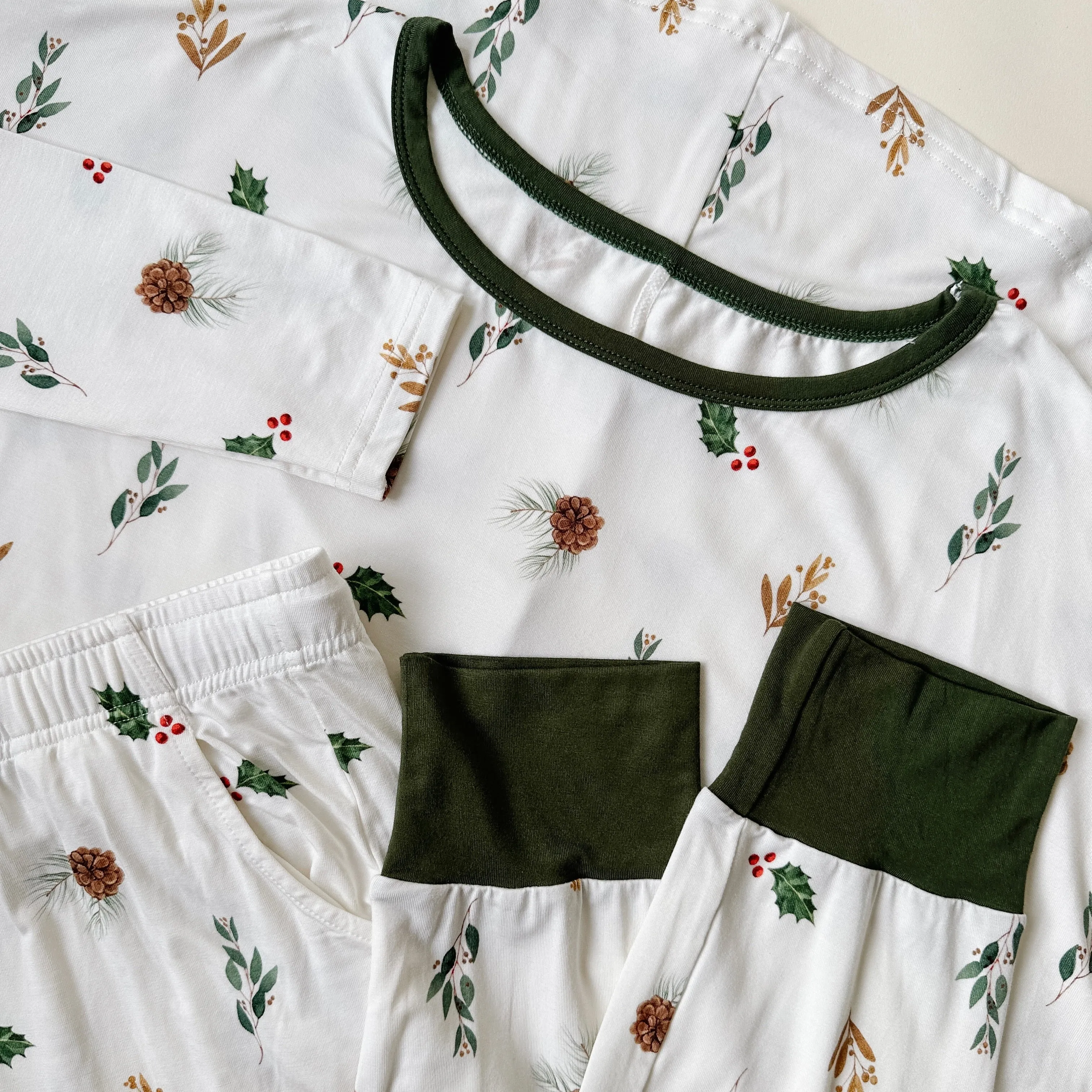 Women's Long Sleeve PJ Set - Holly/Forest Green