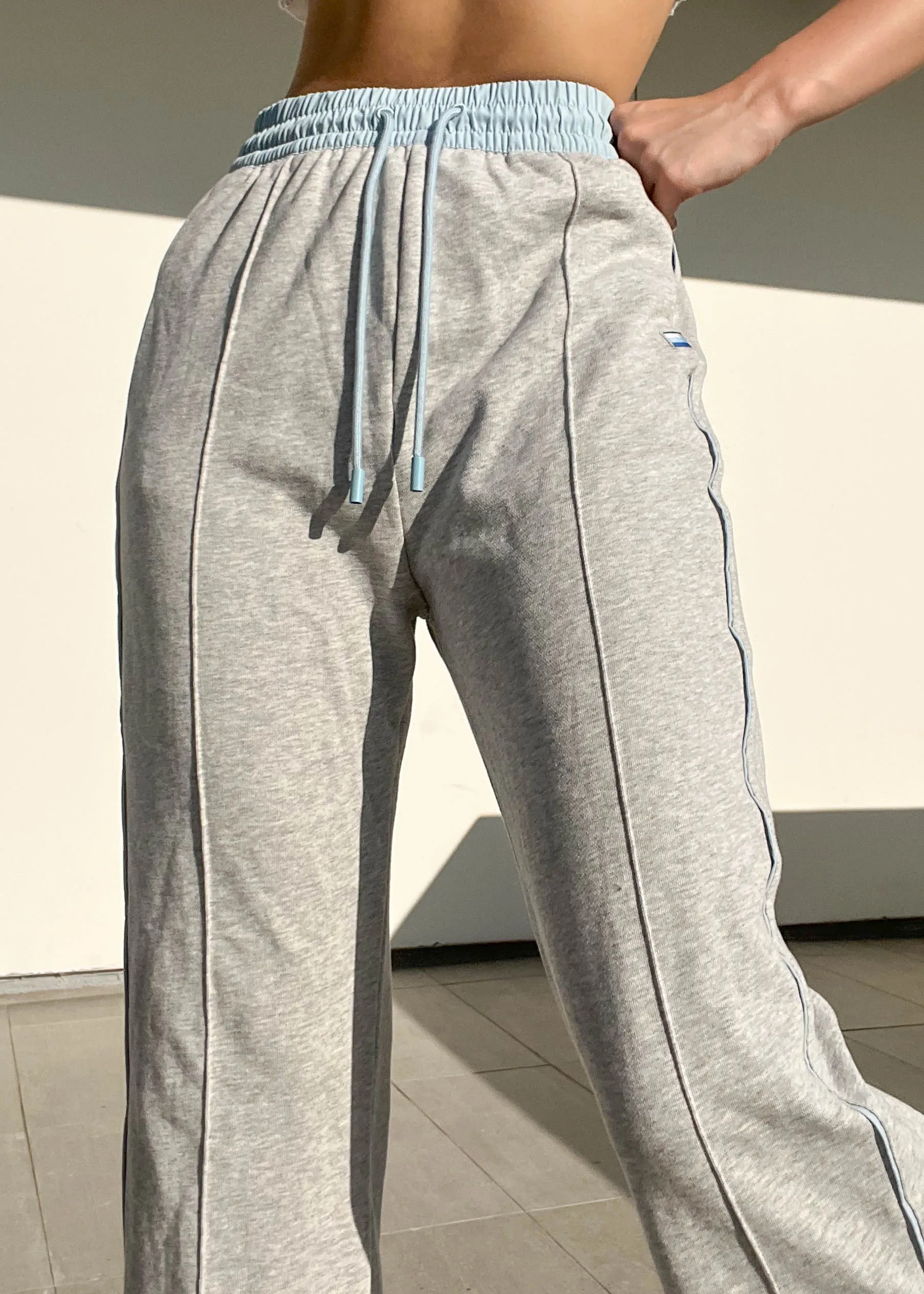 Y2k Baby Blue & Gray Sporty Sweats (M)